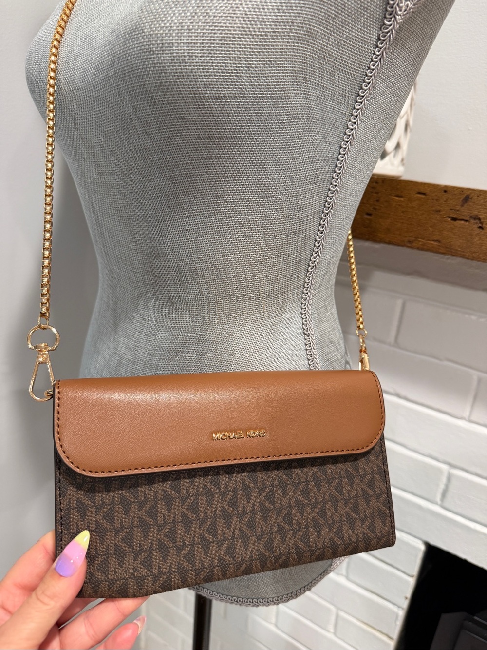 New! MK! - Picture 6 of 16